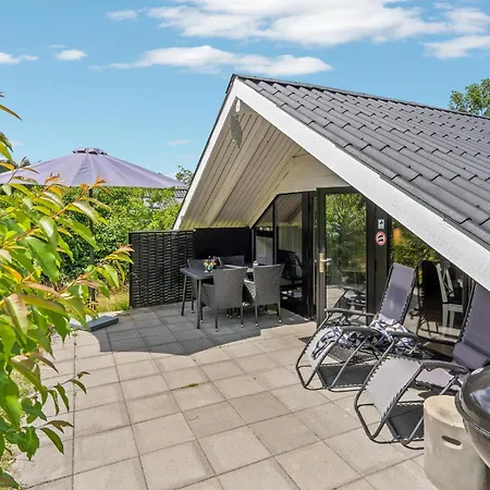 2 Bedroom Gorgeous In Feriehus *